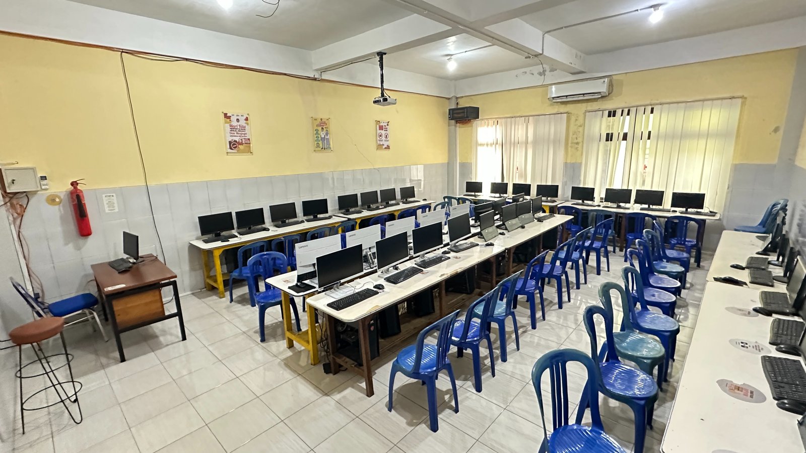 Lab. Videografi SMK YPM 8 Sidoarjo